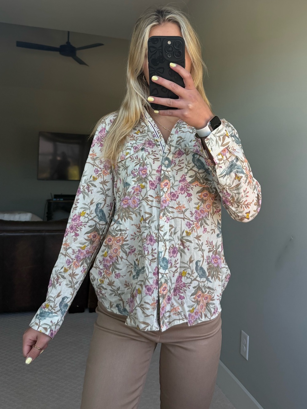 Floral Button-Up Blouse in Cream and Pink